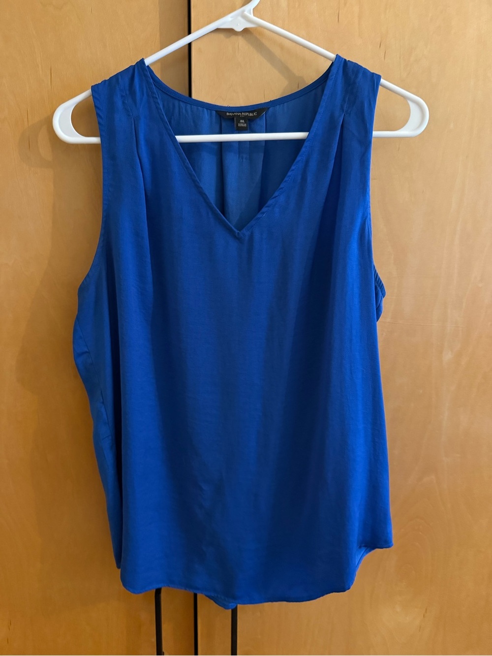 Banana Republic Cobalt Blue V-Neck Sleeveless Blouse